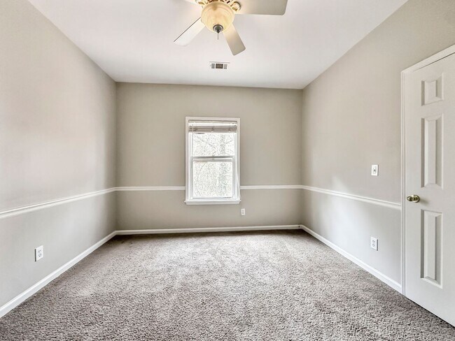 Building Photo - Beautiful 4BR / 2.5BA Home in Chattahoochee High School District – Fresh Paint & Updated Flooring