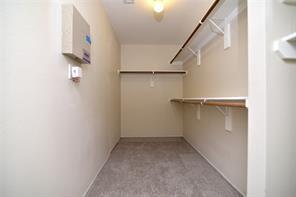 Building Photo - 321 S Chestnut St