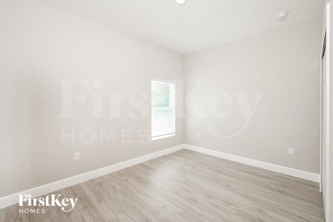 Building Photo - 1340 Cogan Dr