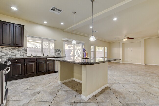 Building Photo - 6416 Shawnee Springs Ct