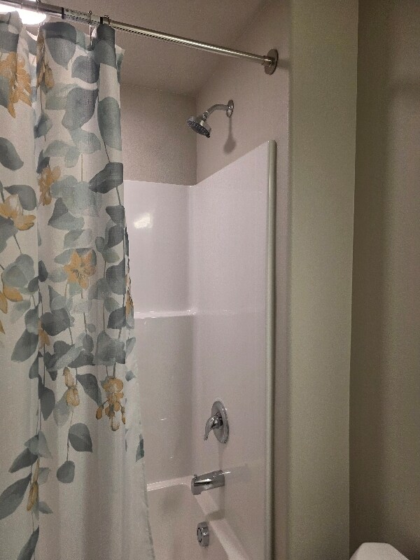 Building Photo - 600 Van Wy