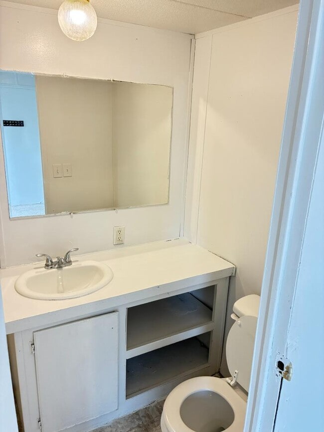 Building Photo - 2322 Sandy Ridge Dr