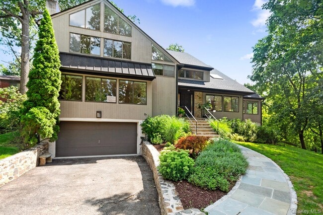 Building Photo - 27 Stone Cabin Rd