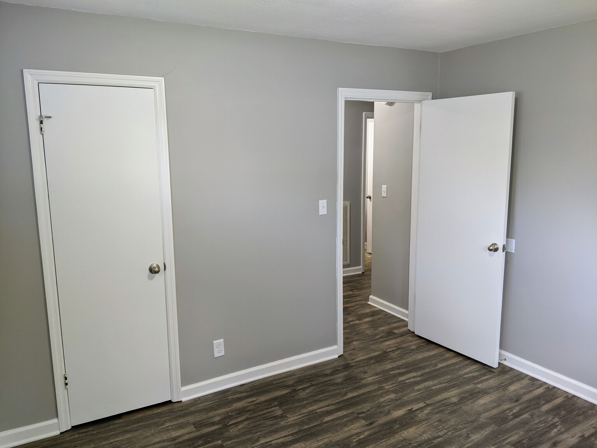 Building Photo - 4812 Eula Cir