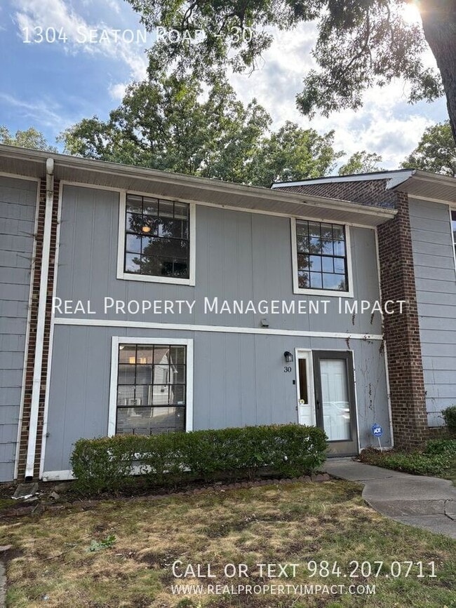 Building Photo - 1304 Seaton Rd