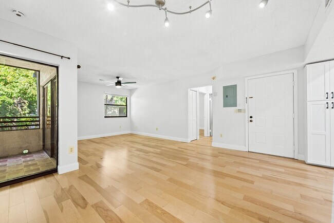 Building Photo - 9821 NW 3 St