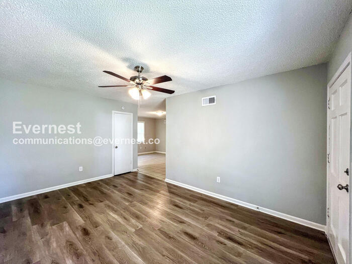 Building Photo - 1731 Carla Cove