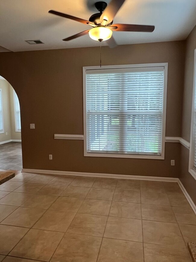 Building Photo - Nice Home in Pinecrest!