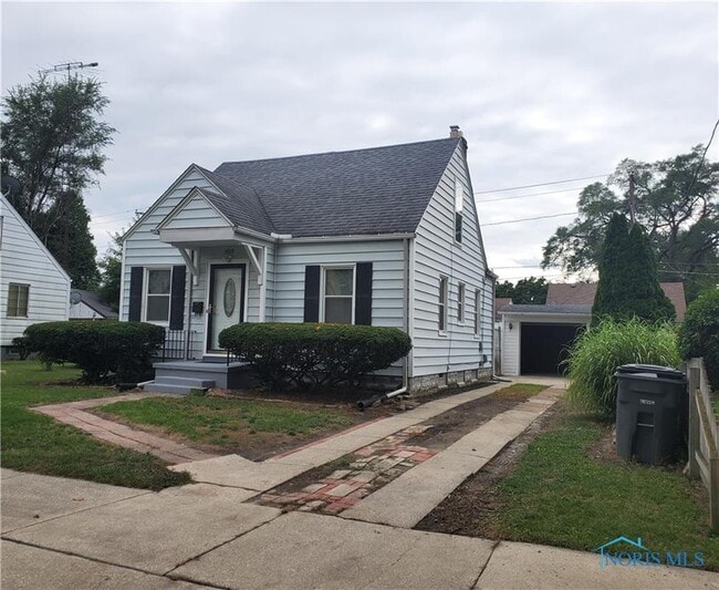 Building Photo - 3329 Jeannette Ave