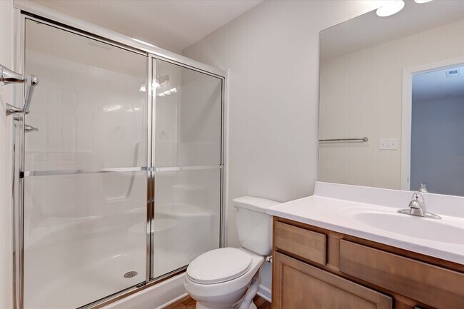 Building Photo - 2807 Cruze Dr