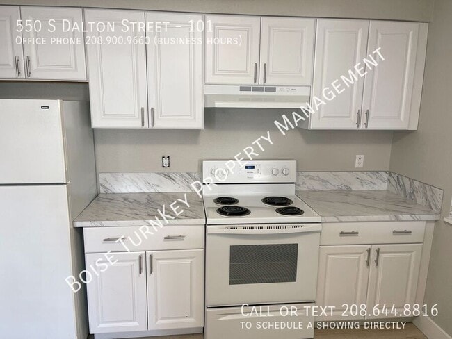 Building Photo - 550 S Dalton Ln