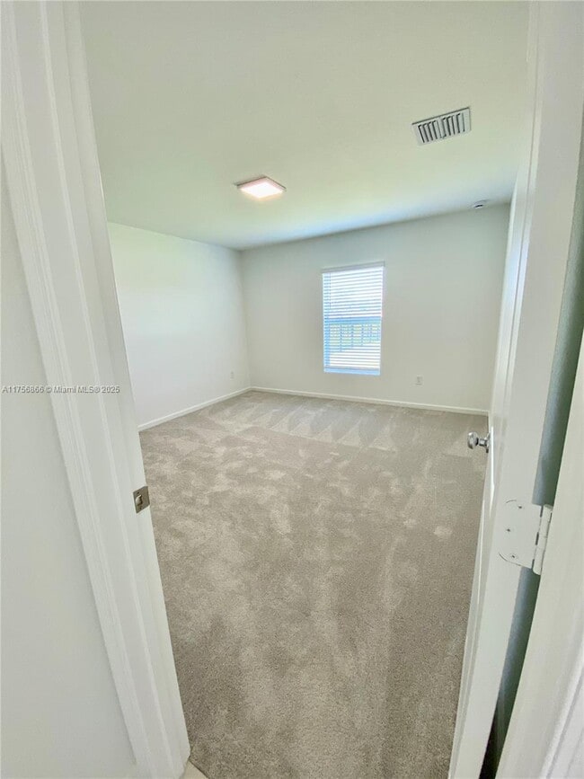 Building Photo - 5971 Pickering Dr