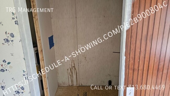 Building Photo - 111 Albacore Ln