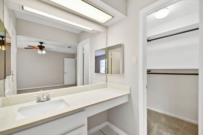 Building Photo - 4426 Autumn Meadow Dr