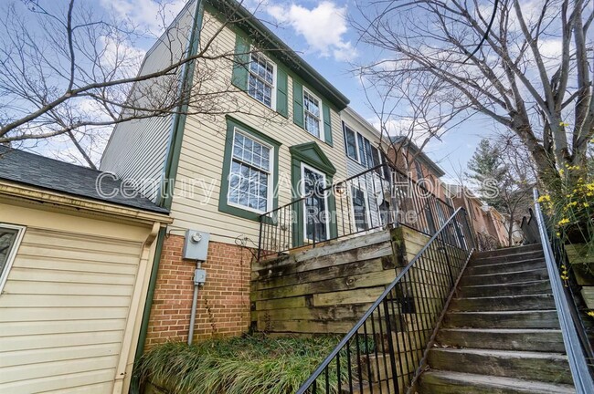 Building Photo - 5028 9th St S