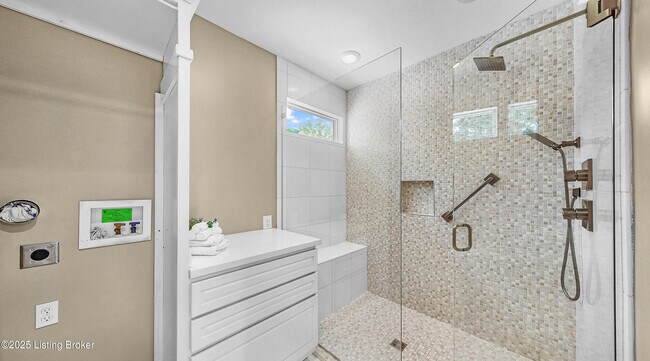 Building Photo - 8116 Montero Dr