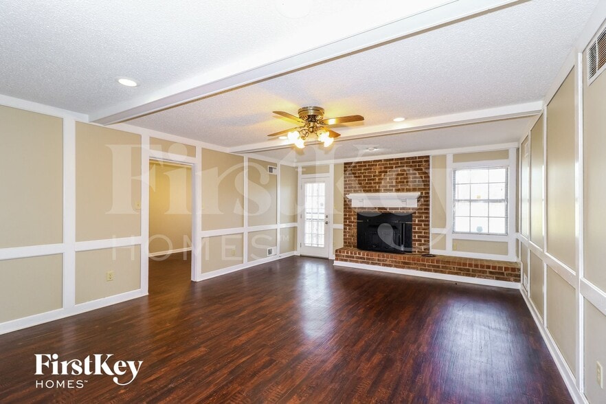 Building Photo - 3828 Innsbrook Dr