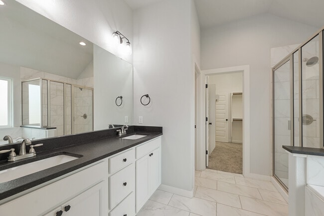 Building Photo - 3401 Alsace Ct