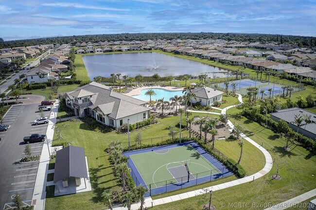 Building Photo - 8324 Pedigree Cir