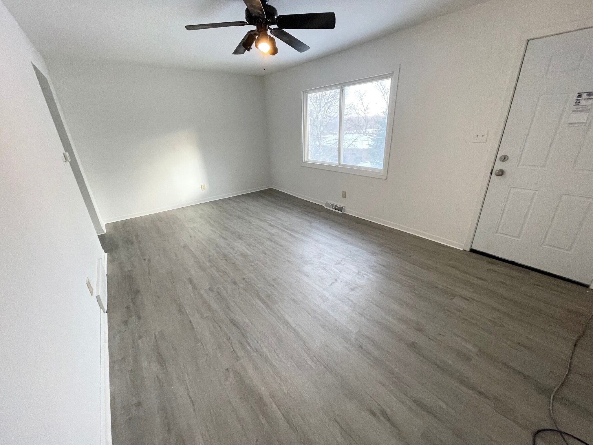 Building Photo - 2537 Lynner Dr