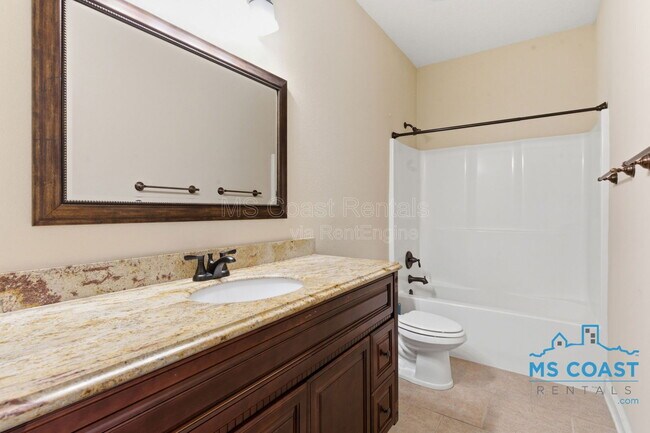 Building Photo - 2012 Parkview Cove