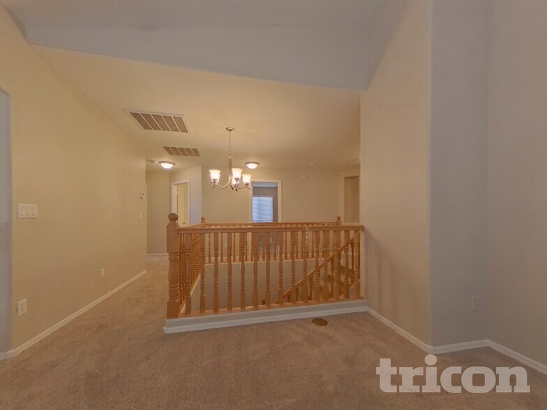 Building Photo - 25768 W Victory St