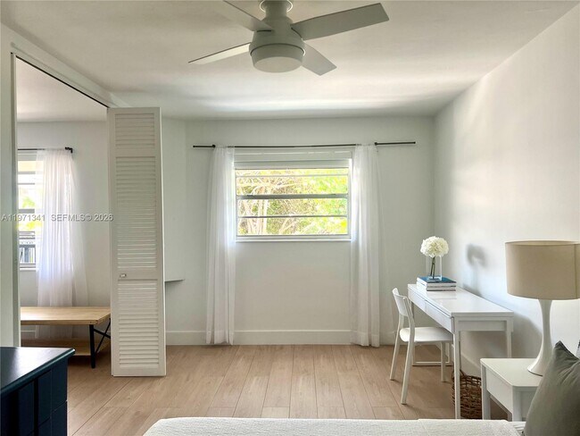 Building Photo - 195 Sunrise Dr