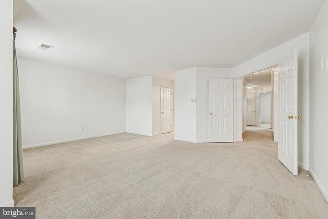 Building Photo - 16056 Sheringham Way