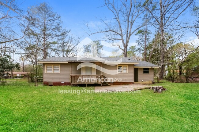 Building Photo - 3644 Meadow Ln