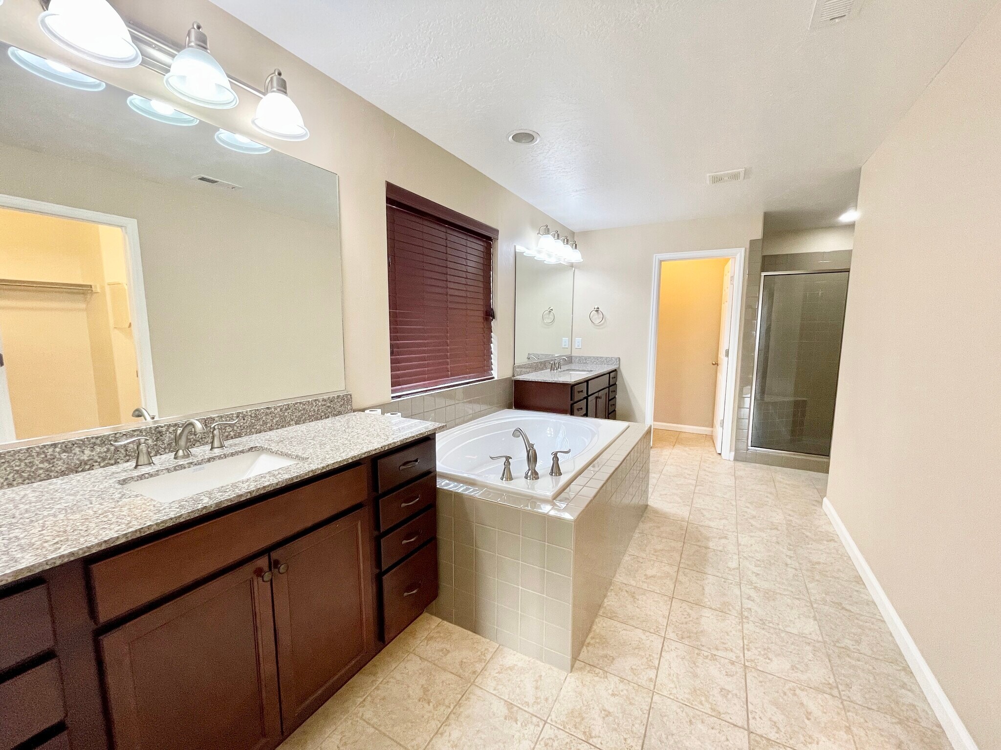 Building Photo - 3859 W Young Lucerne Cir