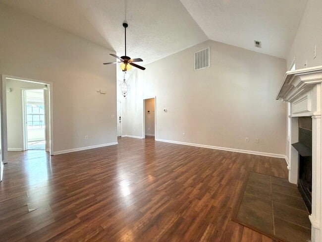 Building Photo - 1407 Scrub Oak Drive