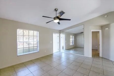 Building Photo - 2410 High Hollow Dr