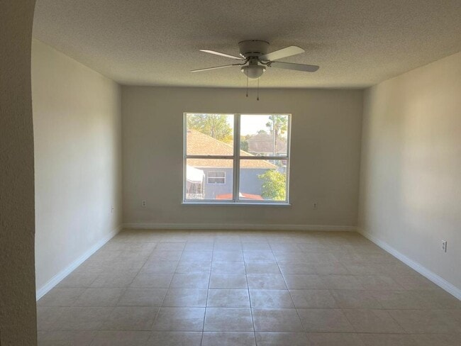 Building Photo - 217 Chadworth Dr