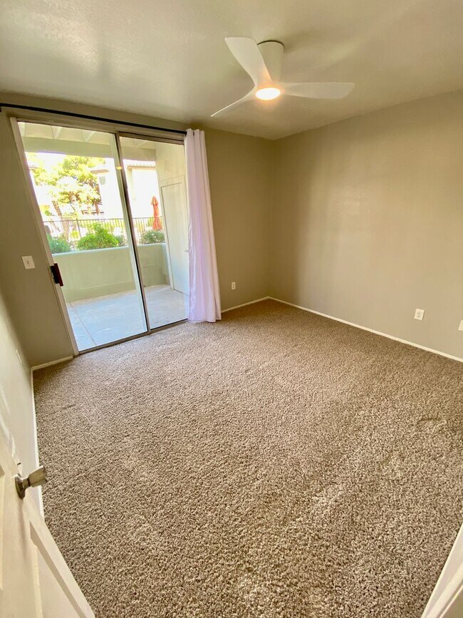 Building Photo - Ground Floor 1 Bedroom 1 Bathroom in Lakeshore @ Anderson Springs