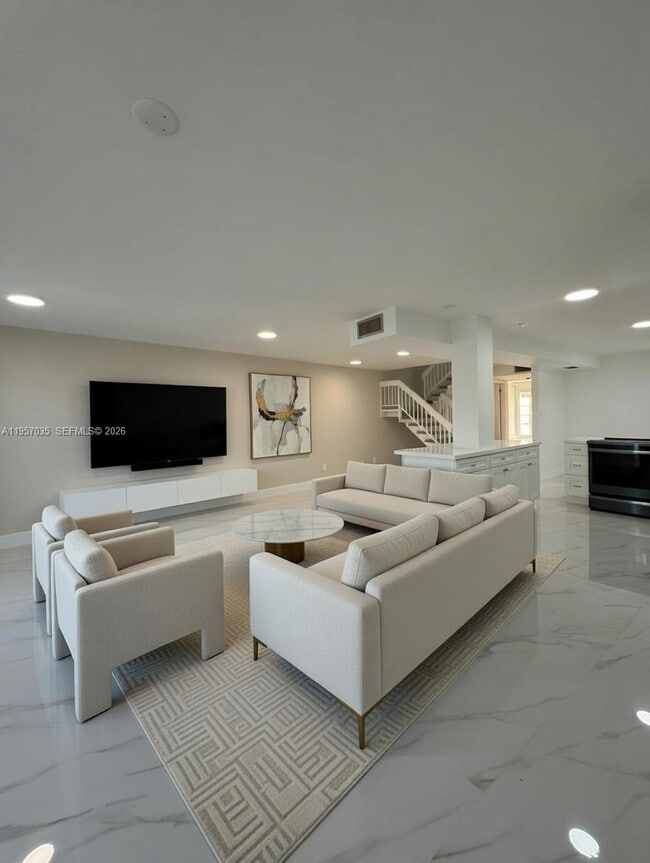 Building Photo - 9719 N New River Canal Rd