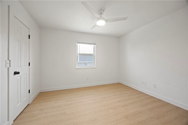 Building Photo - 2007 Sycamore Pl