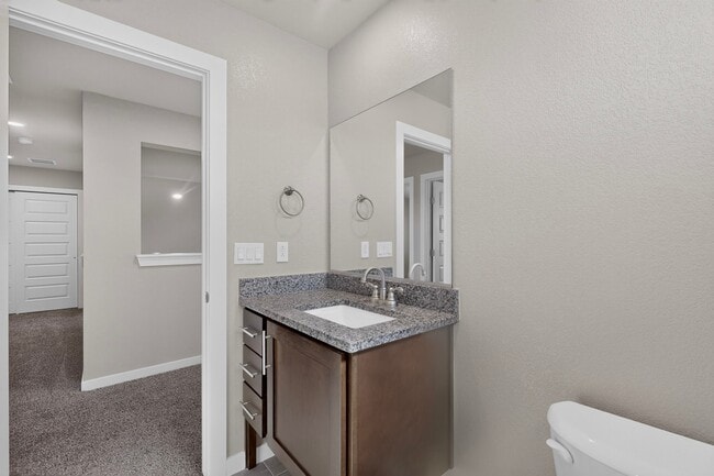 Building Photo - 9930 Isla Pl