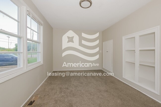 Building Photo - 818 Truitt Ave