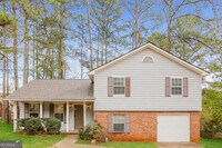 Building Photo - 2453 Crestdale Cir SE