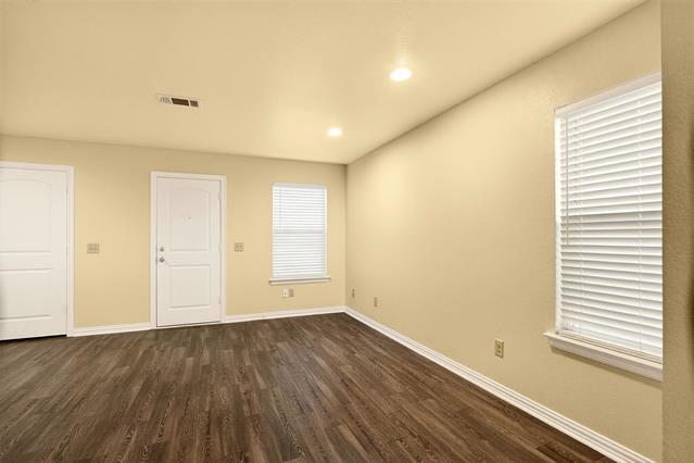 Building Photo - 1716 S Waco St