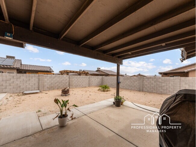 Building Photo - 3-bedroom, 2-bathroom home in Trail Estates