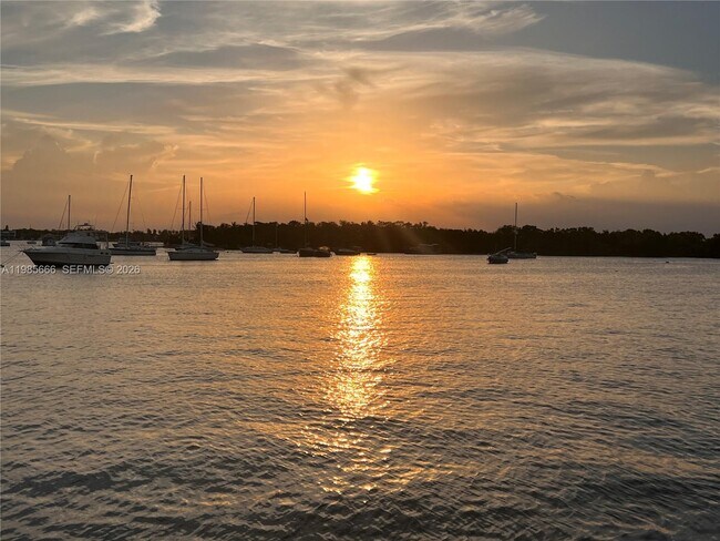 Building Photo - 7928 West Dr