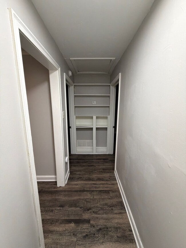 Building Photo - Very Nice Newly Renovated Home in Glenview