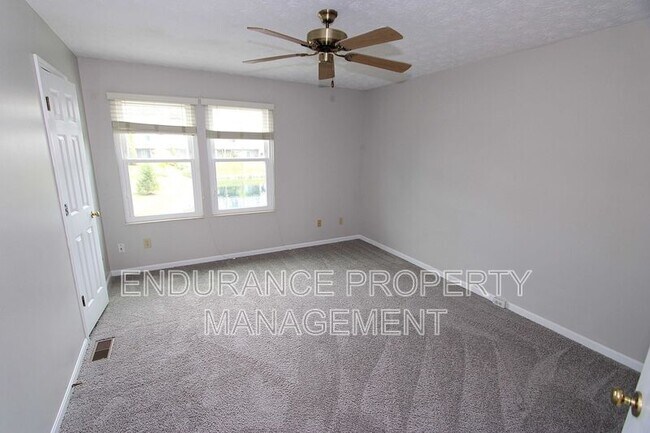 Building Photo - 482 Madeira Ct