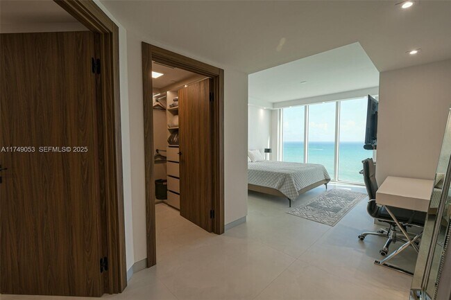 Building Photo - 16699 Collins Ave