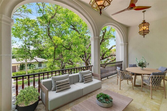 Building Photo - 2609 Anderson Rd