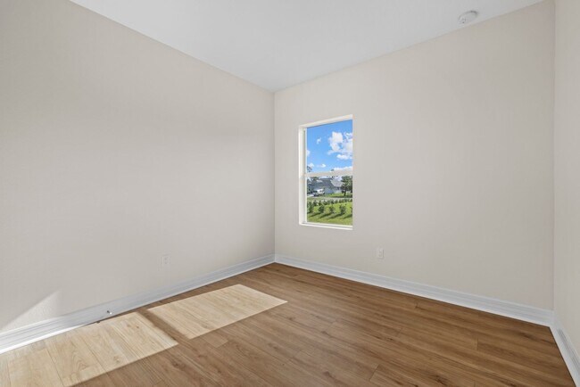 Building Photo - Large 4/3 Brand NEW Construction Home in t...