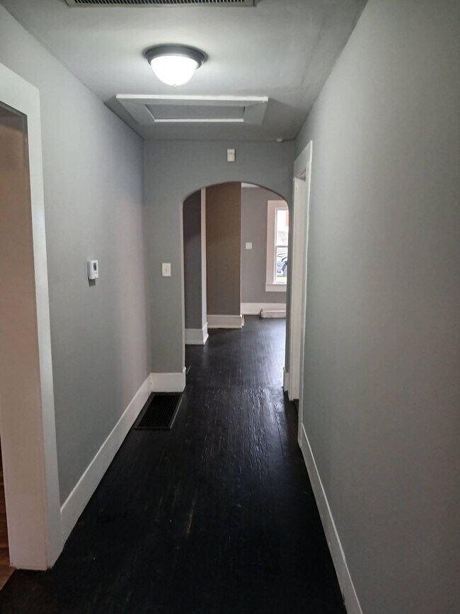 Building Photo - 1579 Martin Ave