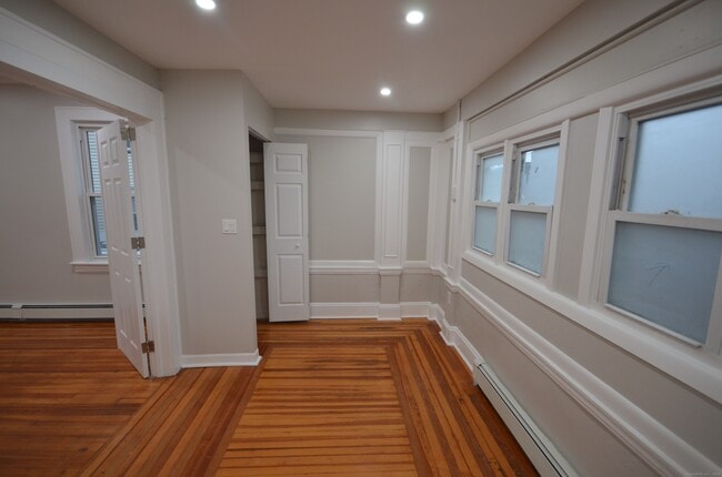 Building Photo - 68 Westfield Ave