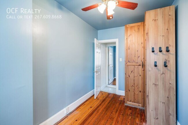 Building Photo - 835 N Newkirk St